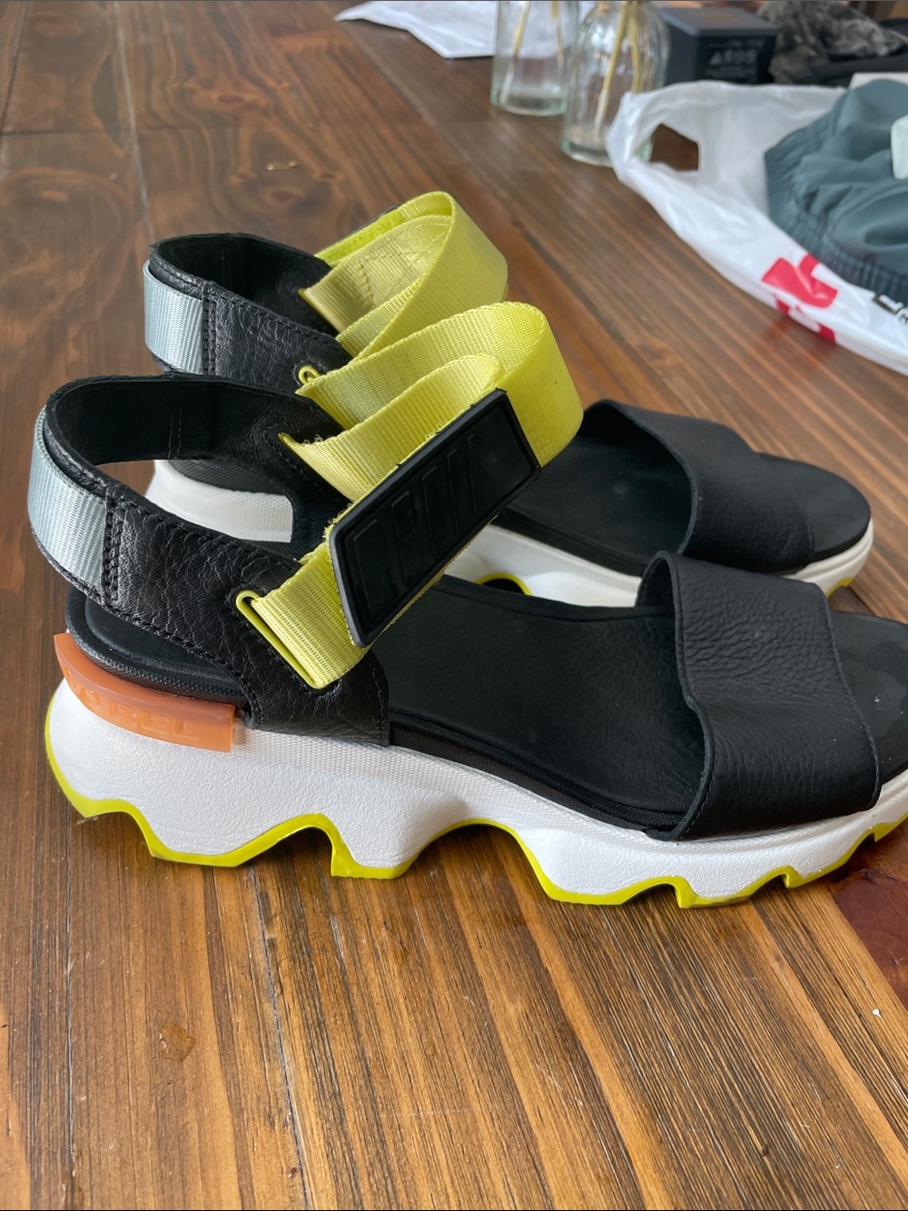 Sorel Chunky Black Sandals with Neon Yellow Straps Size 10
